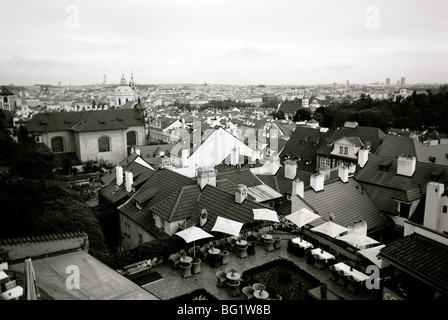 Welt zu reisen. Stadtbild von Mala Strana Kleinseite in der alten Stadt Prag in der Tschechischen Republik in Osteuropa. Kultur-Geschichte-Fernweh Stockfoto