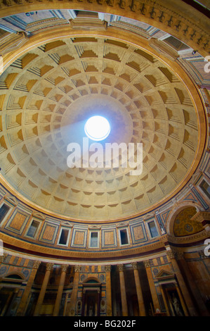 Pantheon Kuppel Innenraum, Rom Stockfoto