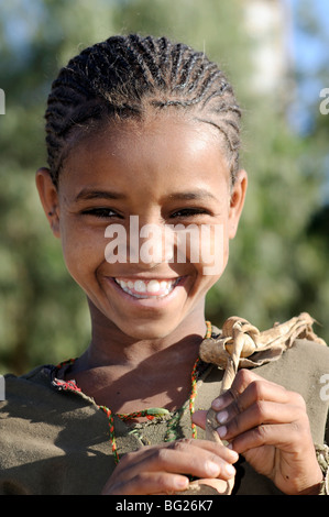 Mädchen in der Altstadt, Axum, Äthiopien Stockfoto