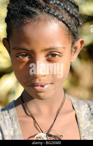 Mädchen in der Altstadt, Axum, Äthiopien Stockfoto