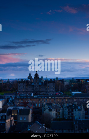 Schottland, Edinburgh City. Blick in Richtung der Heriot Schule auf Lauriston Platz in der Altstadt, von der Burg Esplanade. Stockfoto