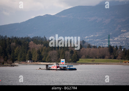 Marine Tankstelle im Burrard Inlet, Vancouver, Britisch-Kolumbien, Kanada Stockfoto