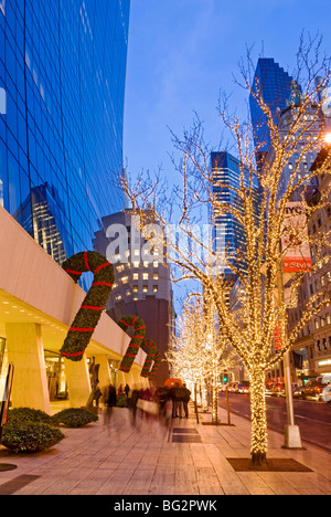 Weihnachten 57th Street Fifth Avenue Stockfoto