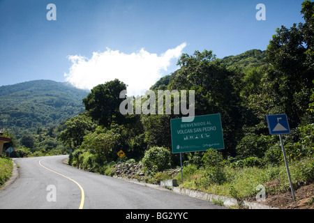 Vulkan San Pedro am Lake Atitlan, Guatemala. Stockfoto