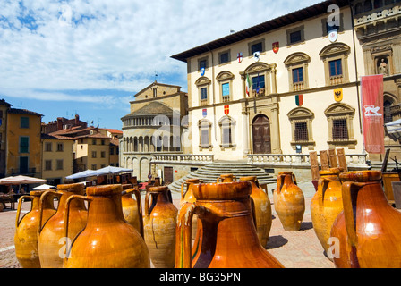 Antiquarische Messe von Arezzo, Piazza Vasari, Arezzo, Toskana, Italien, Europa Stockfoto