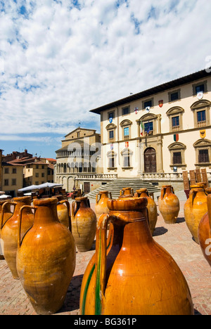 Antiquarische Messe von Arezzo, Piazza Vasari, Arezzo, Toskana, Italien, Europa Stockfoto