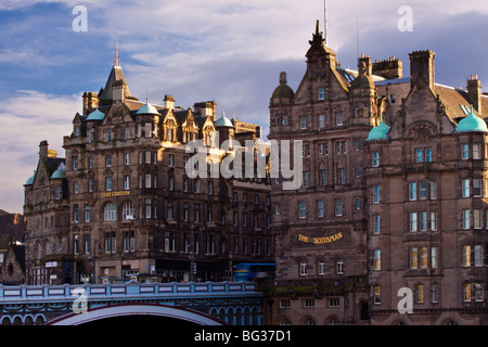 Schottland, Edinburgh City. Der Schotte Gebäude neben der Nordbrücke, Verknüpfung von Princes Street mit der Altstadt von Edinburgh Stockfoto