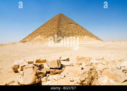 Die rote Pyramide (Senefru Pyramide), Dahshur, UNESCO-Weltkulturerbe in der Nähe von Kairo, Ägypten, Nordafrika, Afrika Stockfoto