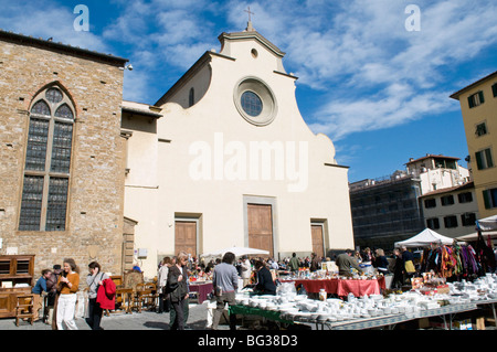 Antiquarische Messe, Piazza Santo Spirito, Chiesa di Santo Spirito, Florenz (Firenze), UNESCO-Weltkulturerbe, Toskana, Italien Stockfoto