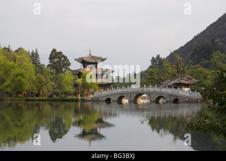 Die Black Dragon Pool Park, Lijiang, Provinz Yunnan, China, Asien Stockfoto