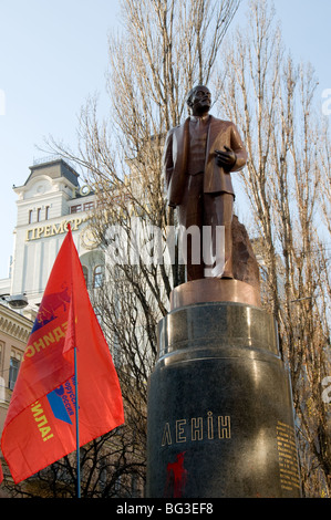 Statue von Lenin in Kiew nach Protesten der Anti-kommunistischen Stockfoto