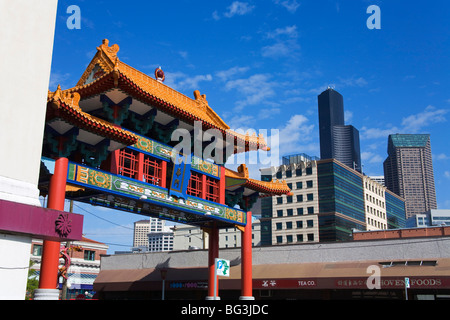 Chinatown-Tor, International District, Seattle, Washington State, Vereinigte Staaten von Amerika, Nordamerika Stockfoto