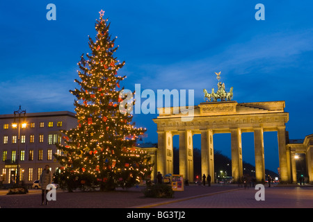 Brandenburger Tor an Weihnachten Zeit, Berlin, Deutschland, Europa Stockfoto