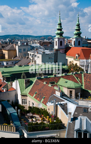 Häuser Und Dächer Nähe Mariahilfer Straße, Wien, Österreich | Häuser und Dächer, Wien, Österreich Stockfoto