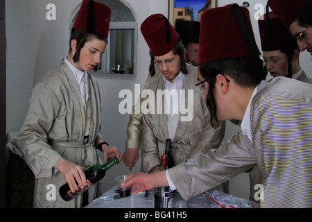 Israel, Jerusalem, Purim in Mea Shearim Nachbarschaft Stockfoto