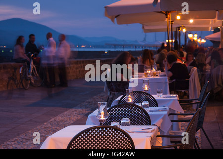 Italien, Sardinien, westlichen Sardinien, Alghero, Café Massen auf Bastioni San Marco, NR Stockfoto