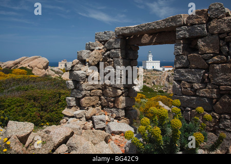 Italien, Sardinien, Nord-Sardinien, Santa Teresa di Gallura, Capo Testa, Leuchtturm Stockfoto