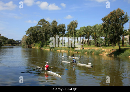 Israel, Tel Aviv. Hayarkon Park Yarkon Fluss Stockfoto