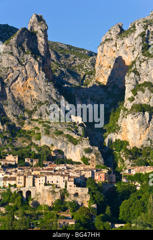 Moustiers Sainte Marie, Alpes de Haute Provence, Frankreich Stockfoto