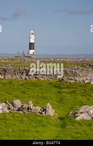 Inisheer Leuchtturm, Inisheer, Aran-Inseln, Co. Galway, Irland Stockfoto
