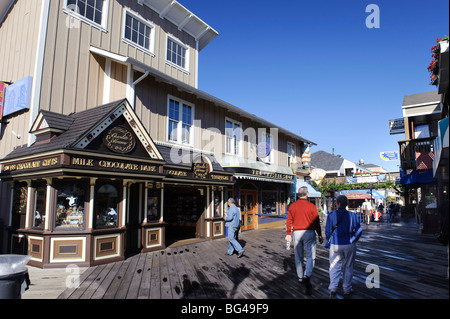 USA, California, San Francisco Fishermans Wharf, Pier 39, Souvenirläden Stockfoto