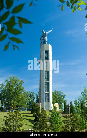 USA, Alabama, Birmingham, Vulcan Park, Vulcan Statue ist der weltweit größte Gusseisen Statue, roter Berg Stockfoto