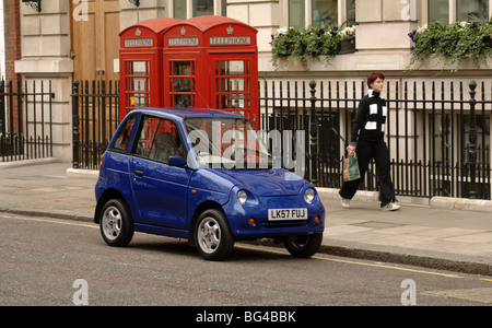 G-Wiz elektrische Auto Eco freundliche wiederaufladbare Auto Staus Gebühr befreit Stockfoto