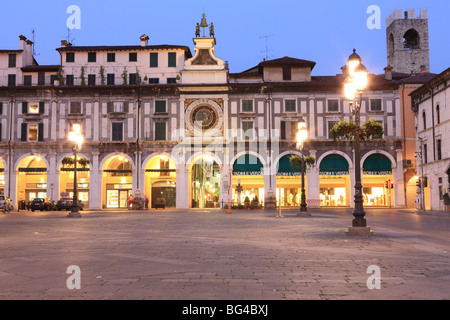 Piazza della Loggia in der Abenddämmerung, Brescia, Lombardei, Italien, Europa Stockfoto