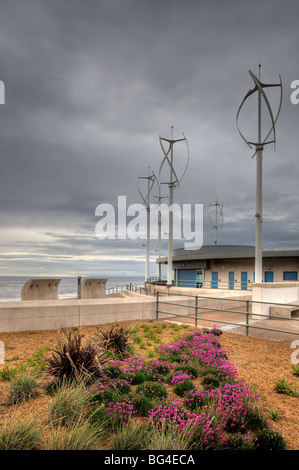 Vertikale Achse Windkraftanlagen auf Fyldecoast bei Cleveleys, Lancashire UK Stockfoto