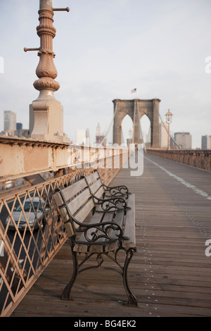 Frühmorgens am Brooklyn Bridge, New York City, New York, Vereinigte Staaten von Amerika, Nordamerika Stockfoto