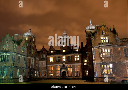 Aston Hall bei Nacht, Birmingham, England, UK Stockfoto