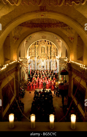 Weihnachten-Chor bei San Xavier Mission Tucson Stockfoto