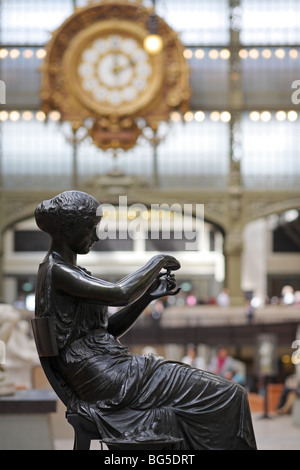 La Dévideuse (Wickler) Bronzestatue, Musée d ' Orsay, Musée d ' Orsay, Paris, Frankreich Stockfoto