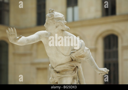 Apollo verfolgt Daphne Marmorstatue von Nicolas Coustou, das Louvre-Museum, Paris, Frankreich Stockfoto