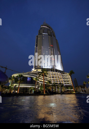 Adresse Hotel am Abend, Dubai, Vereinigte Arabische Emirate Stockfoto