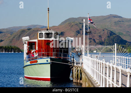 Passagierfähre/Dampfgarer/Boot auf ullswater zwischen Pooley Bridge und Penrith. Nationalpark Lake District, Cumbria, England, Großbritannien Stockfoto