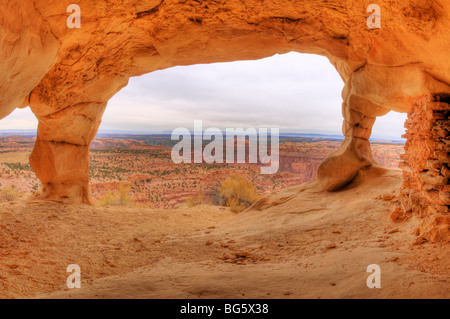 Anasazi Getreidespeicher auf Aztec Butte, Insel im Himmel, Canyonlands National Park, Utah. Stockfoto