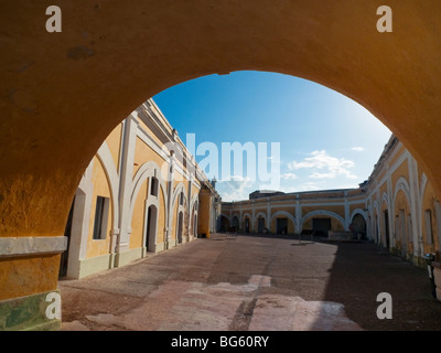 Blick auf den Innenhof von El Morro Fort, Old San Juan, Puerto Rico Stockfoto