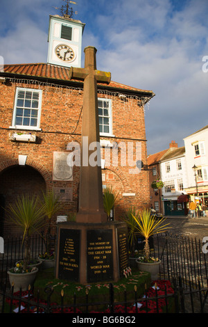 Yarm Rathaus und Krieg Memorial Stockton on Tees, England Stockfoto