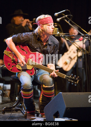 BUDAPEST-November 21: Woven Hand Band spielt auf der Bühne im Millenaris am 21. November Stockfoto