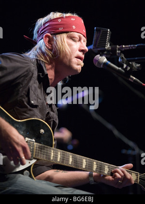 BUDAPEST-November 21: Woven Hand Band spielt auf der Bühne im Millenaris am 21. November Stockfoto