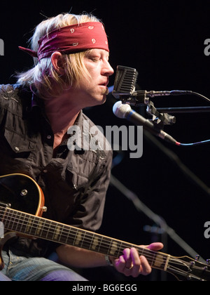 BUDAPEST-November 21: Woven Hand Band spielt auf der Bühne im Millenaris am 21. November Stockfoto