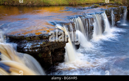 Wain Wath fällt in der Nähe von Keld in den Yorkshire Dales Stockfoto