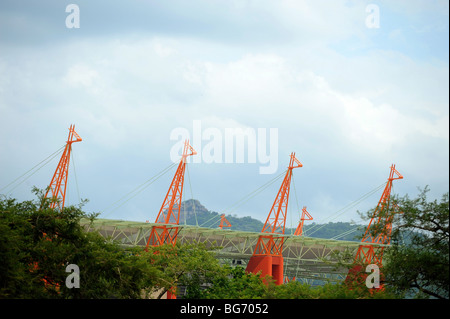 Giraffe Strukturen im Mbombela-Stadion in Nelspruit, Südafrika. Eines der Austragungsort für die FIFA WM 2010 Stockfoto