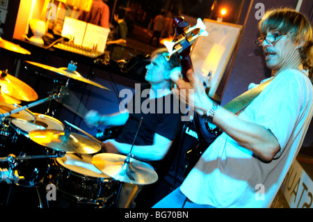 Rock-Gruppe in Melbourne Kneipe Stockfoto