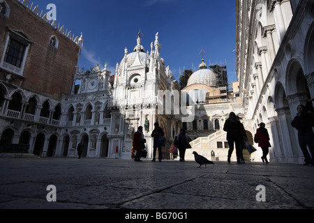 Innenhof des Palazzo Ducale di Venezia (Dogenpalast), Venedig, Italien Stockfoto