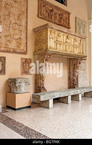 Skulptur im Museum, Modena, Emilia-Romagna, Italien Stockfoto