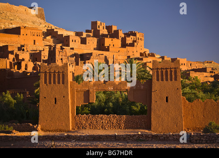 Provinz von OUARZAZATE, Marokko - Ksar bei Ait Benhaddou. Dieser befestigte Lehmziegeln Kasbah ist ein UNESCO-Weltkulturerbe. Stockfoto