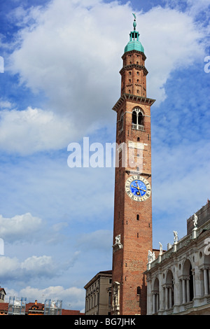 Glockenturm der Basilika Palladiana, Piazza dei Signori, Vicenza, Venetien, Italien Stockfoto