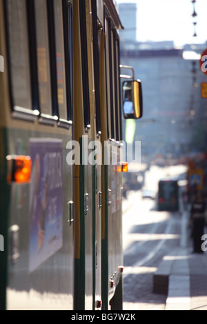 Finnland, Helsinki, Helsingfors, Aleksanterinkatu, Aleksanterink Straße, Straßenbahn Stockfoto